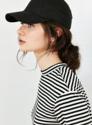 Top 7 Chiếc mũ siêu đẹp dành cho các cô gái bạn nên mua ngay