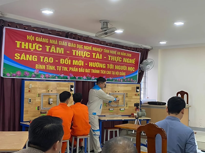 Top 08 Trường Dạy Nghề Điện Công Nghiệp Uy Tín Ở Nghệ An 9 Top 08 Trường Dạy Nghề Điện Công Nghiệp Uy Tín Ở Nghệ An 7